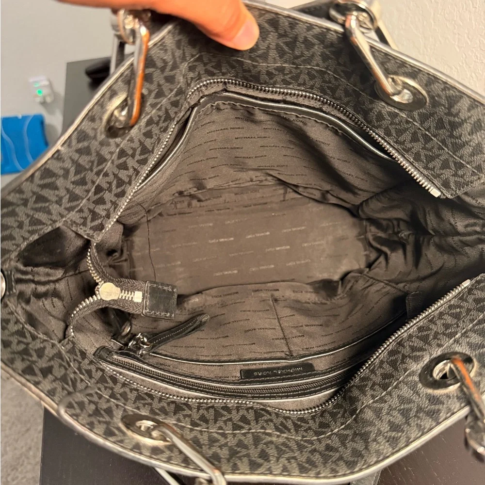 Michael Kors Gray Signature Tote - Picture 5 of 11